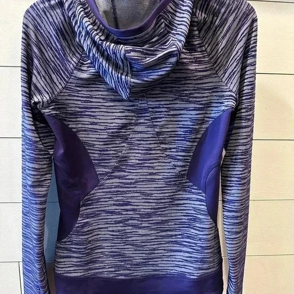 Pearl Izumi Flash Hoodie Pullover Purple Long Sleeve Cycling Shirt- medium - Picture 7 of 7